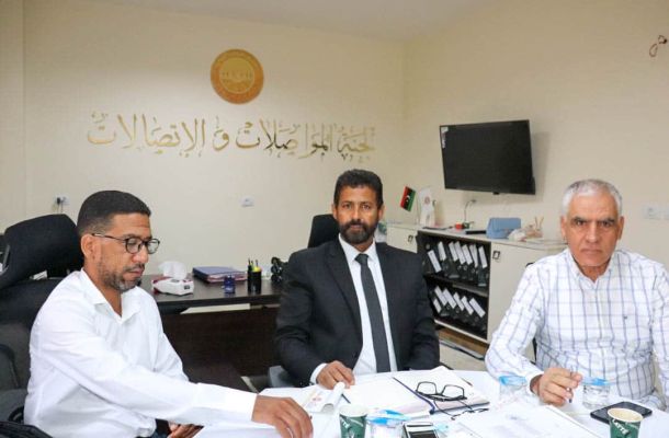 مركز الرقابة على الأغذية يوصي بقفل وتشميع العديد من المحال بسوق اللحوم الشعبي "الحي الإسلامي"