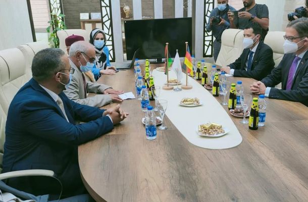 «أكوينور» النرويجية تبدي رغبتها في الاستثمار بقطاع النفط الليبي
