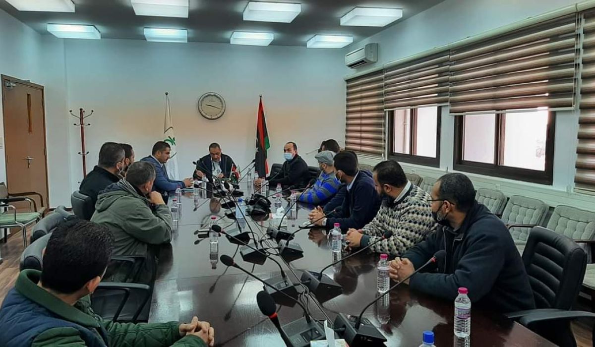 لجنة جرد مخزون النفط الخام بالموانئ والحقول النفطية بشركة الخليج العربي للنفط تجتمع لوضع خطة العمل المزمع العمل بها