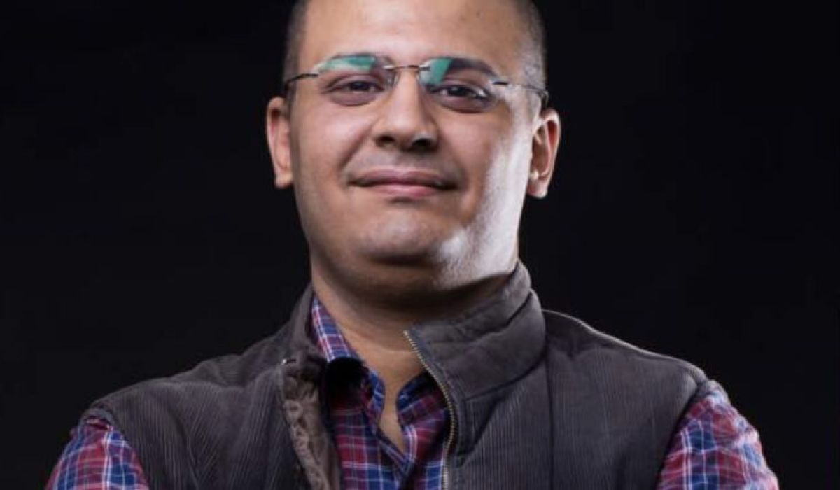 "أمين صالح" يكتب: عبور التي عبرت بسلام لأسواق الدفع الإلكتروني