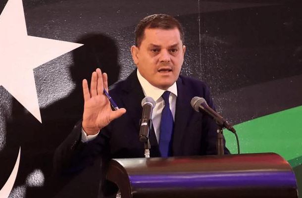 الجمهورية يعلن عن توفر السيولة النقدية بكافة فروعه