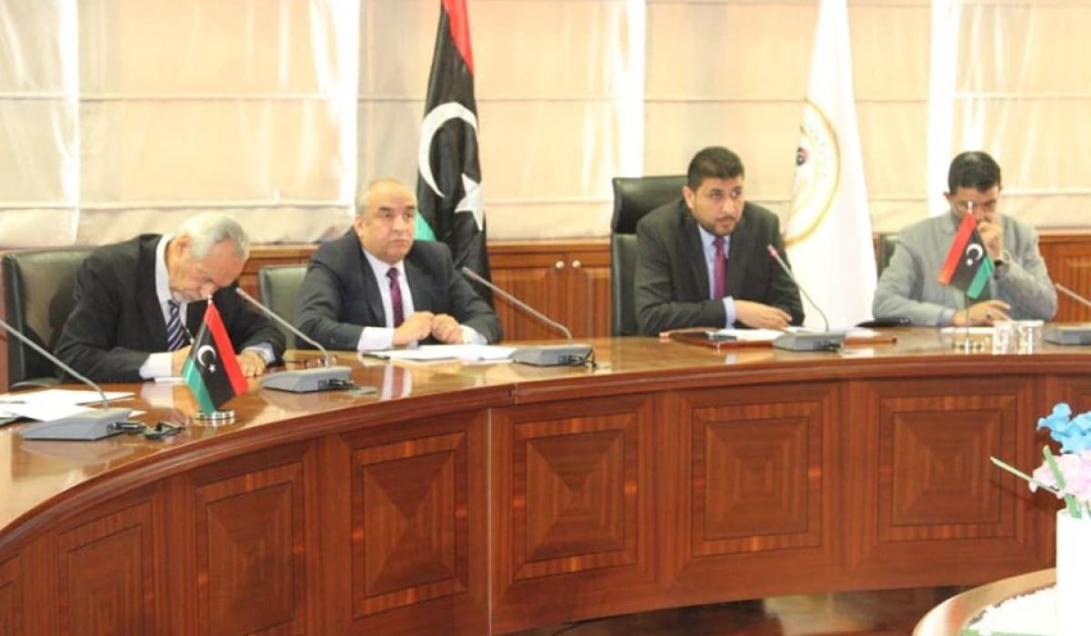 "بومطاري" يجتمع مع أمين عام المنظمة العالمية للجمارك لمناقشة أوجه التعاون