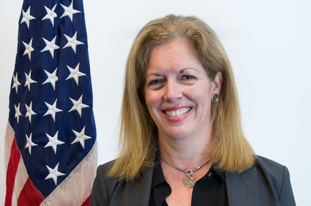 الرئاسي يوقف أعمال لجنة أزمة الوقود والغاز برئاسة الهجرسي