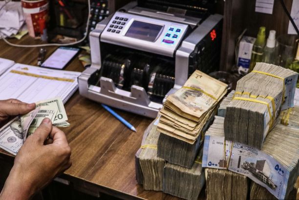 وزارة المالية تقدم مقترحا للرئاسي بزيادة التعريفة الجمركية لدعم الميزانية العامة