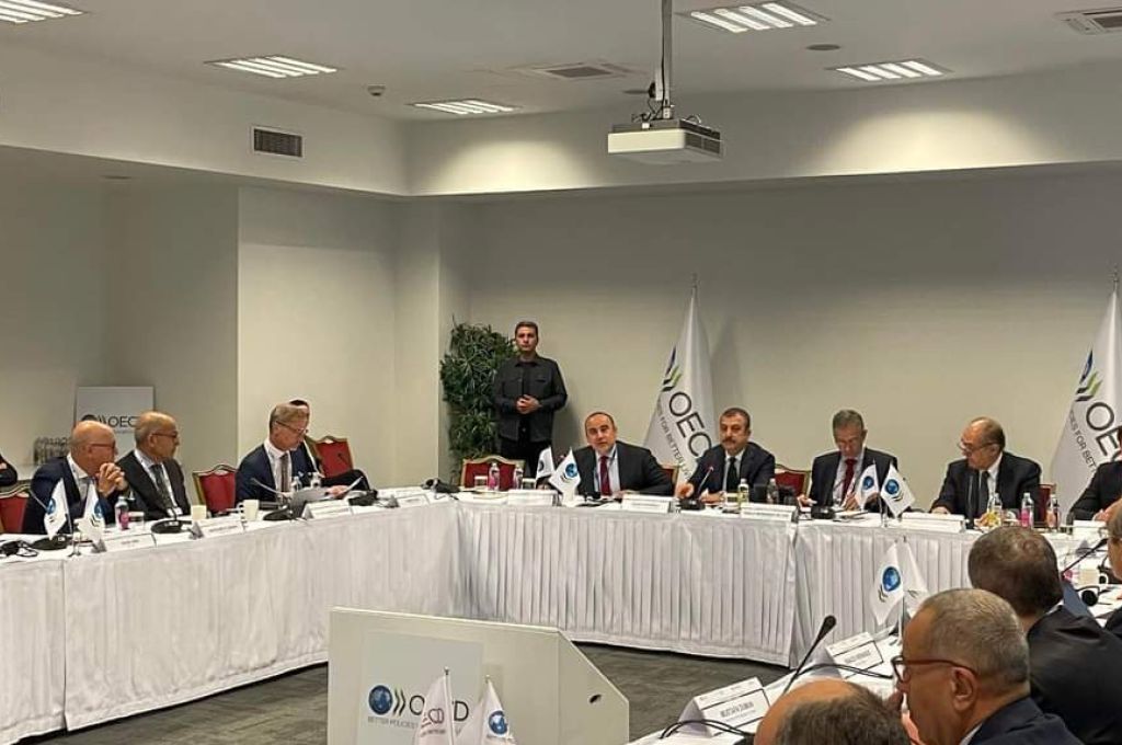 لجنة تنظيم معرض الأسر المنتجة بالمنطقة الوسطى تعقد أولى اجتمعاتها