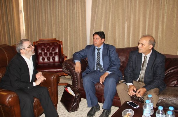 معيتيق يجتمع مع رئيس هيئة الشباب و الرياضة و صيانة الأندية محور الاجتماع