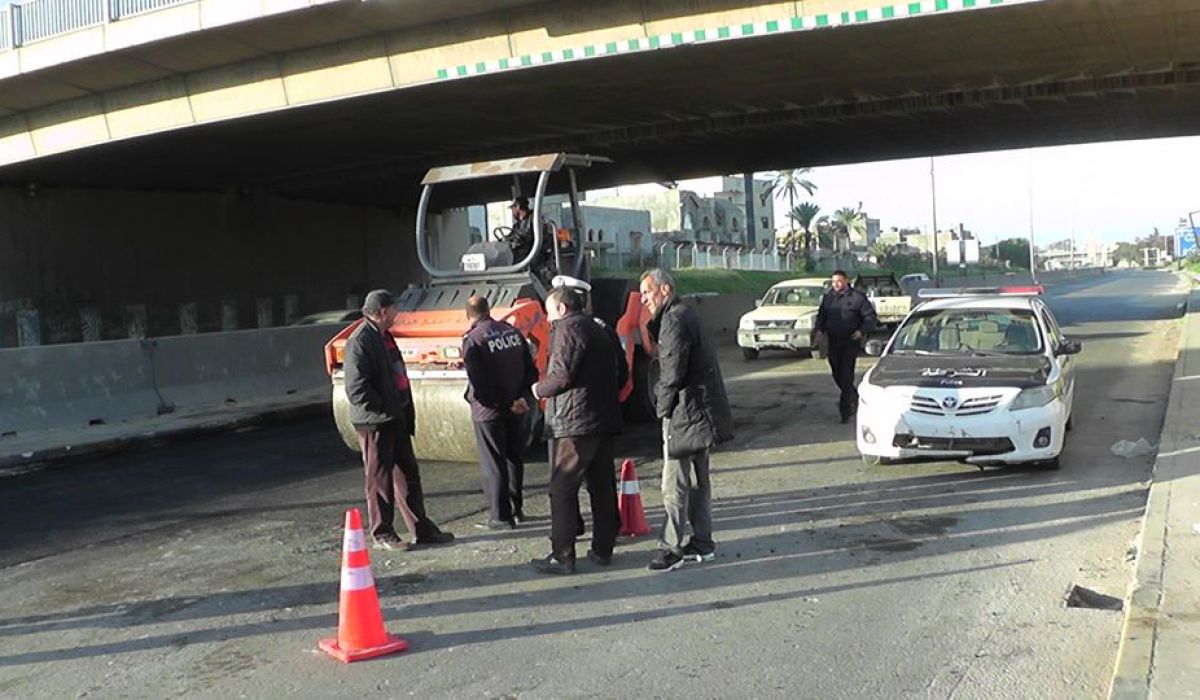 الانتهاء من أعمال الصيانة بالطريق السريع بطرابلس