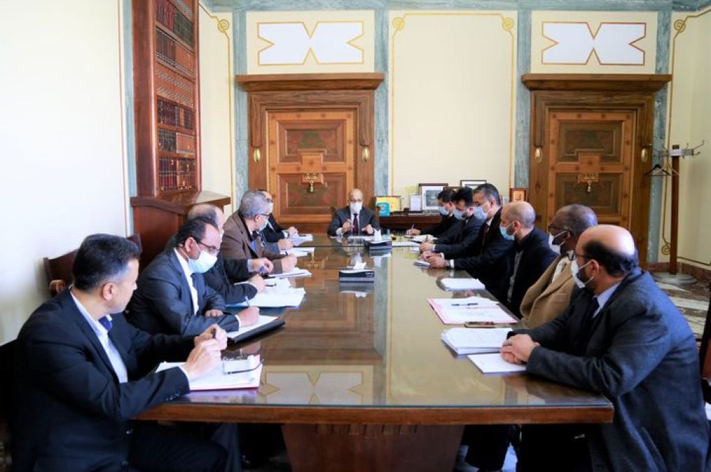 المؤسسة الوطنية للنفط تقدم دعم لجهات مختلفة في البريقة