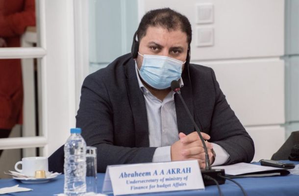 وزيرة الشؤون الاجتماعية تجري اجتماعاً لمتابعة صرف مبالغ بدل الإيجار للأُسر النازحة