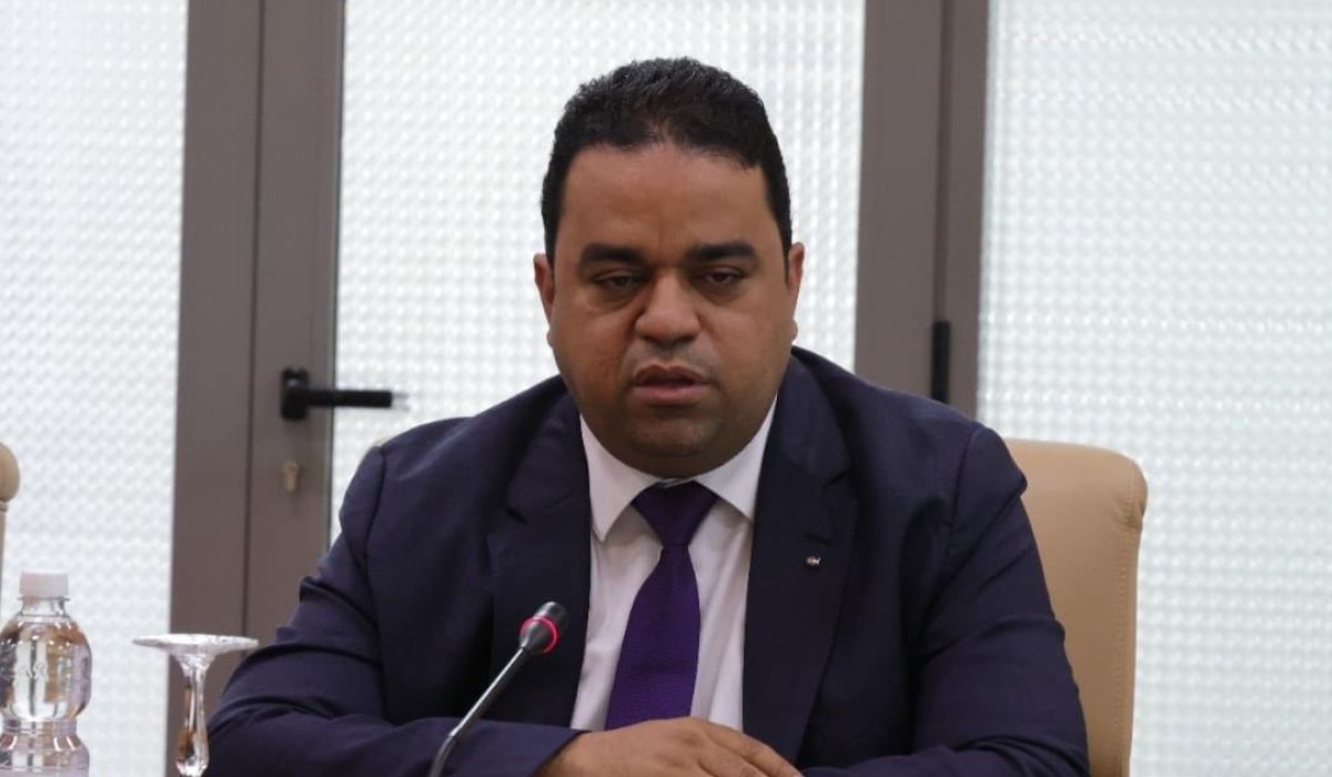 تفاصيل جديدة ترويها وزارة الخدمة المدنية فيما يخص الإفراجات المالية