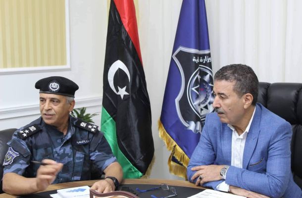 خاص.. "شكشك" يراسل البريقة لضرورة قيام بإجراءات لمنع ظاهرة تهريب الوقود
