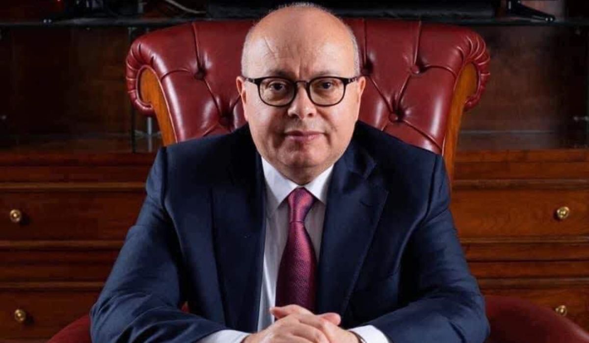 خاص.. "الغويل" يعدد أسباب تأخر توريد الإيرادات من مؤسسة النفط إلى المصرف المركزي