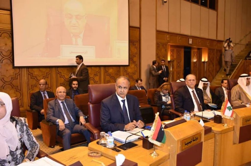 نصية : مقترح جاهز لمعالجة أموال بيع النقد الأجنبي سيعرض على النواب في الجلسة القادمة