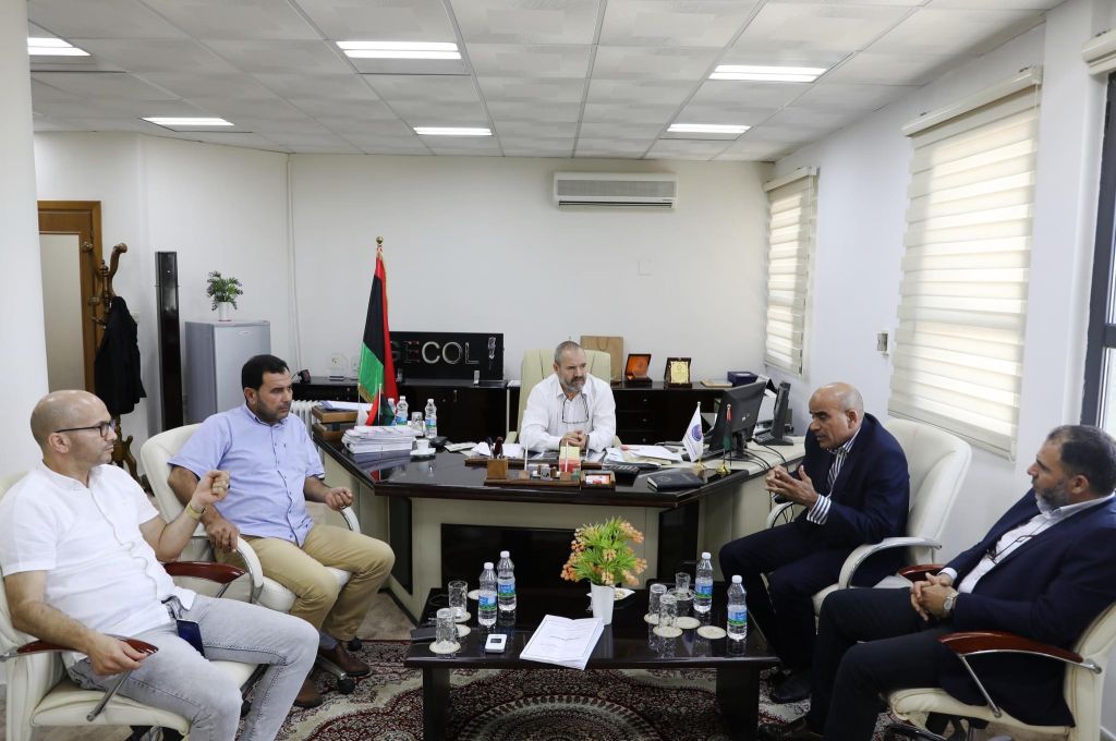 شكشك يشارك في افتتاح عدد من الأقسام بمستشفى القلب بتاجوراء