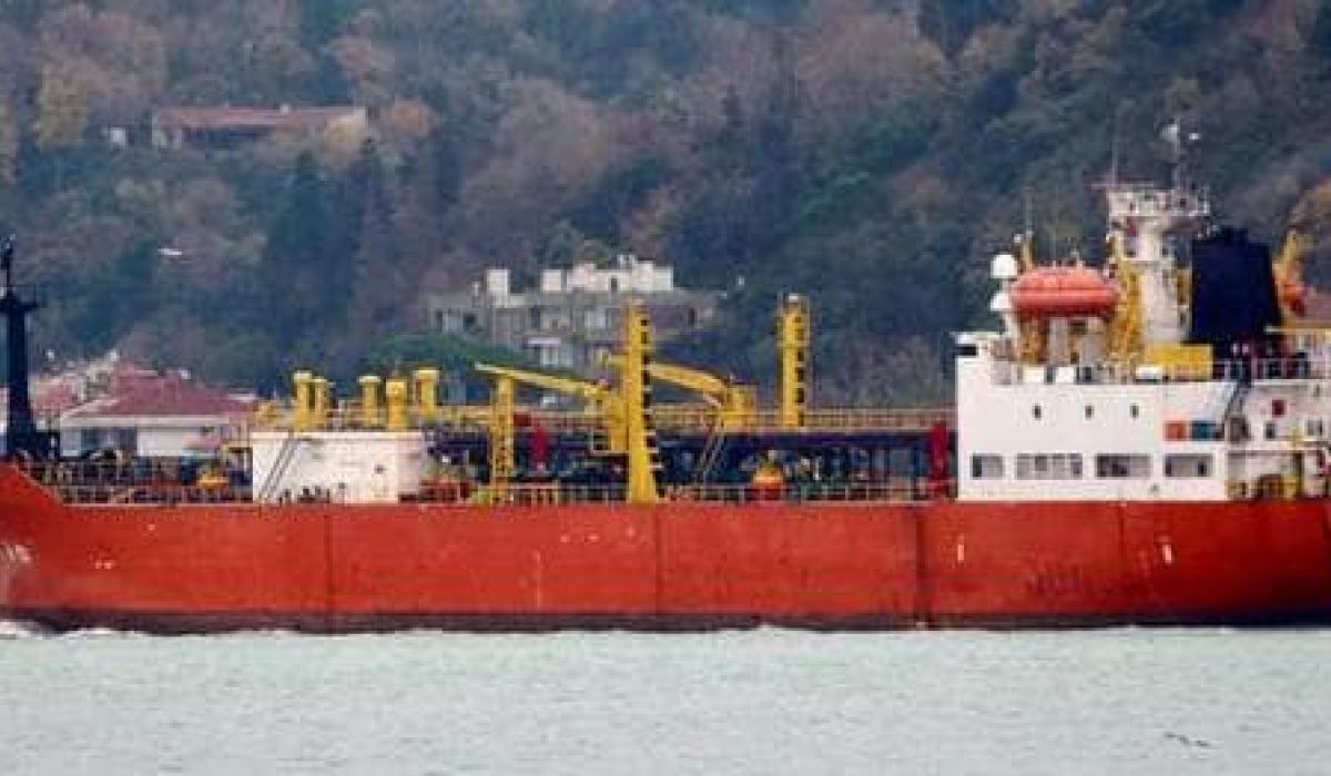 اشتعال النيران في سفنتين لنقل الغاز بالقرب من روسيا ومصير أحد المتدربين الليبيين مجهول