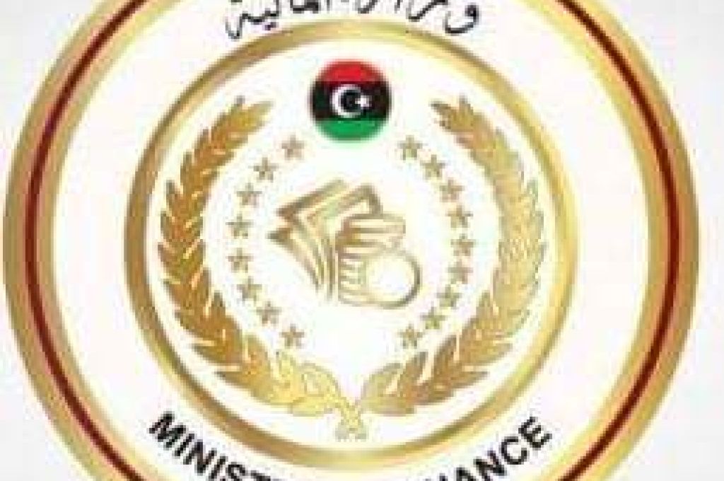 الشحومي : معالجة مشكلة البطالة تبدأ بصرف منحة بطالة وليس بقرارات التعيين