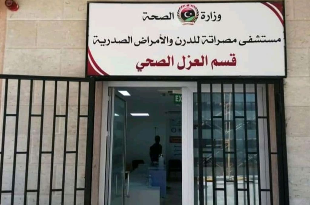 الرقابة على الأغذية والأدوية يرصد عدداً من الملاحظات خلال جولته لنقاط التطعيم بميدان الشهداء
