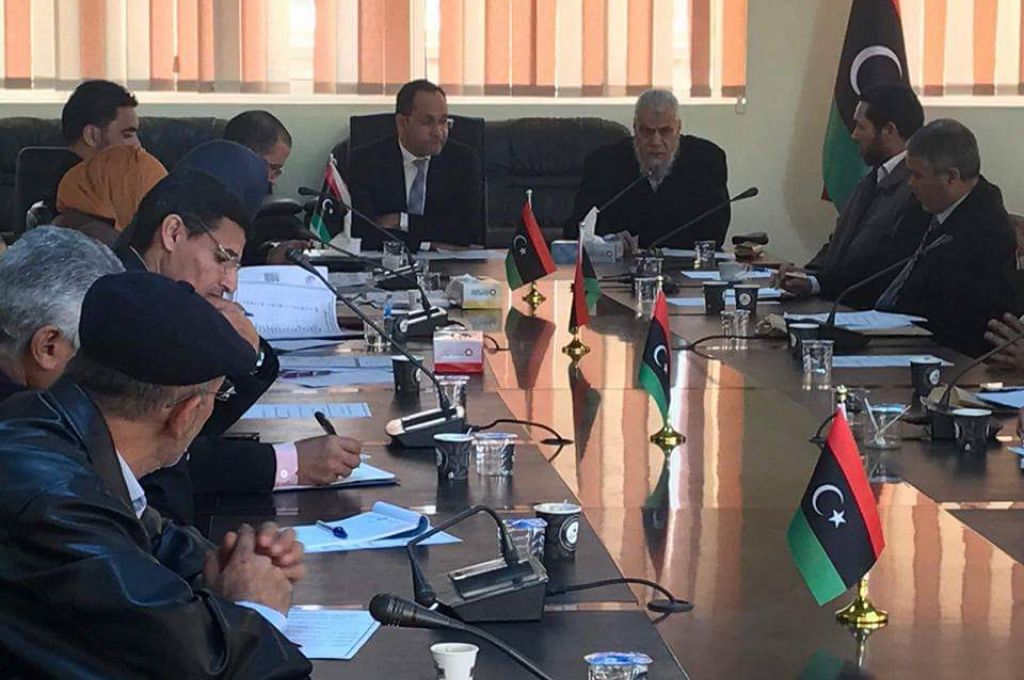 السلطات المصرية تسمح لليبيين المقيمين في مصر بتجديد تصاريح سياراتهم