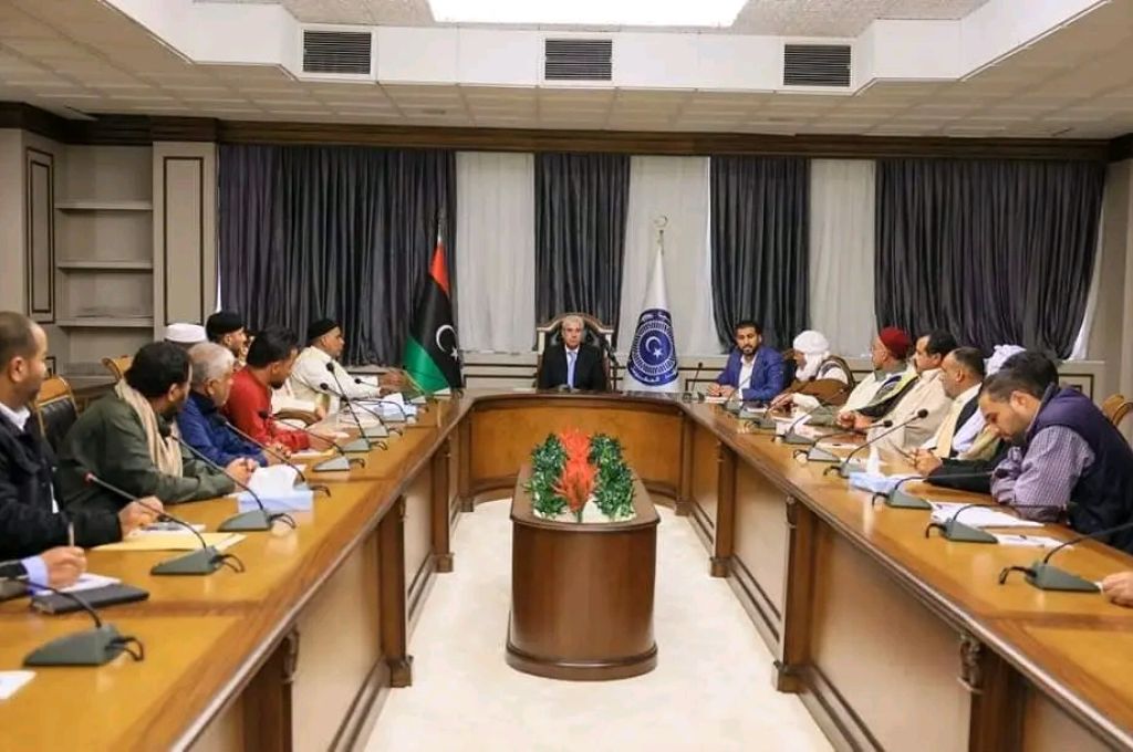 خاص: مع ذكر الأسباب.. "عون" يخاطب بن قدارة لسحب قرار التفاوض مع الشركاء لتطوير الإكتشافات بحقل الحمادة