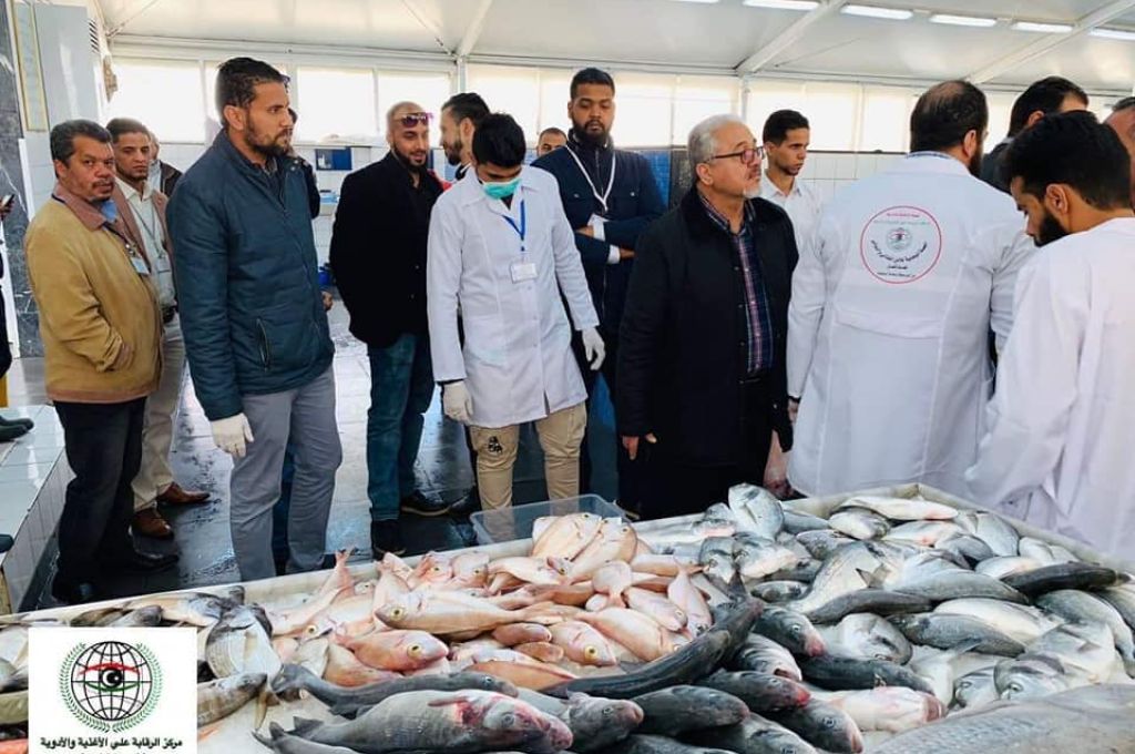 رويترز: ارتفاع أسعار النفط بدعم من بيانات اقتصادية أمريكية وتصاعد الصراع في ليبيا