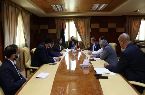الخليج العربي للنفط تجتمع لمناقشة الإلتزامات والديون القائمة على الشركة لصالح الشركة الوطنية لحفر وصيانة آبار النفط