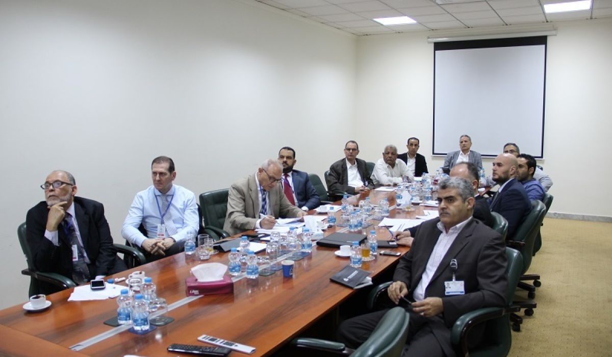 شركة الخليج العربي و "أو أم في" النمساوية تستعرضان نشاطهما في حقل النافورة