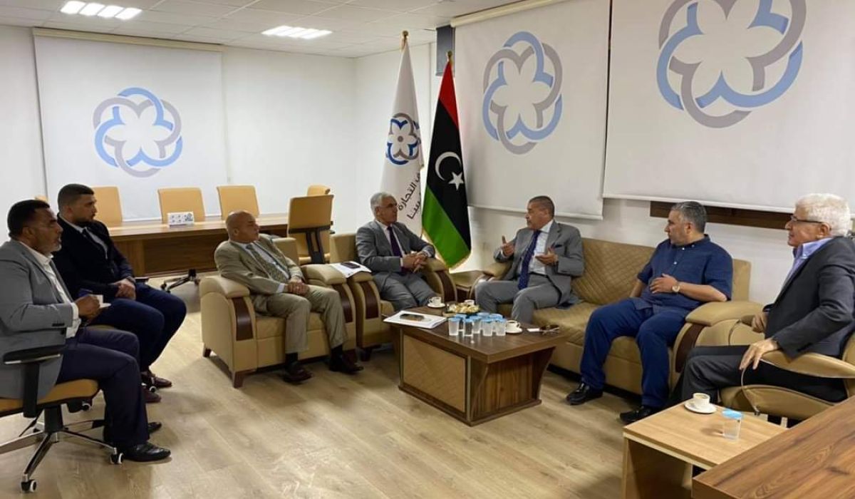 الرعيض يجتمع مع السفير الجزائري لمناقشة المنتدى الاقتصادي الجزائري- الليبي