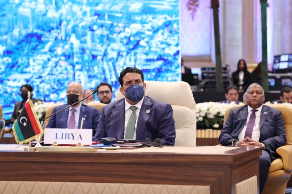 حسني بي: الإنتخابات ستعطي دفعة اقتصادية وسترفع من سعر صرف الدينار الليبي مقابل الدولار وستساهم في توحيد المركزيين