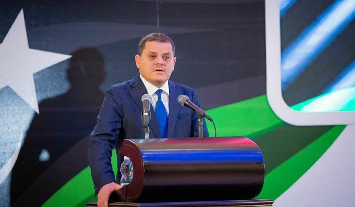 الدبيبة في أول اجتماع بعد عودته لرئاسة الحكومة : 2022 هو عام الخير الكبير ويمثل الانطلاقة الكاملة لمشاريع عودة الحياة .. ونحن من قمنا بتدوير عجلة التنمية بعد توقفها عشرات السنوات