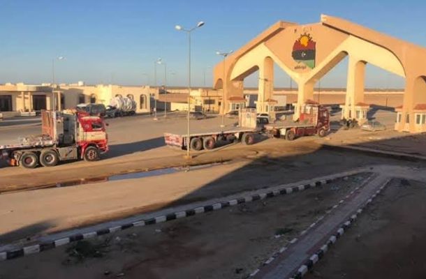 خاص.. "أبوشناف" يؤكد على مطالب وحقوق العمال في كل ربوع ليبيا وفي كافة القطاعات المختلفة