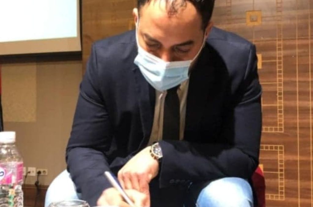 وكيل وزارة النفط والغاز يجتمع مع وكيل وزارة الداخلية للشئون الفنية للتأكيد على أهمية حل الاعتصامات بالطرق السلمية