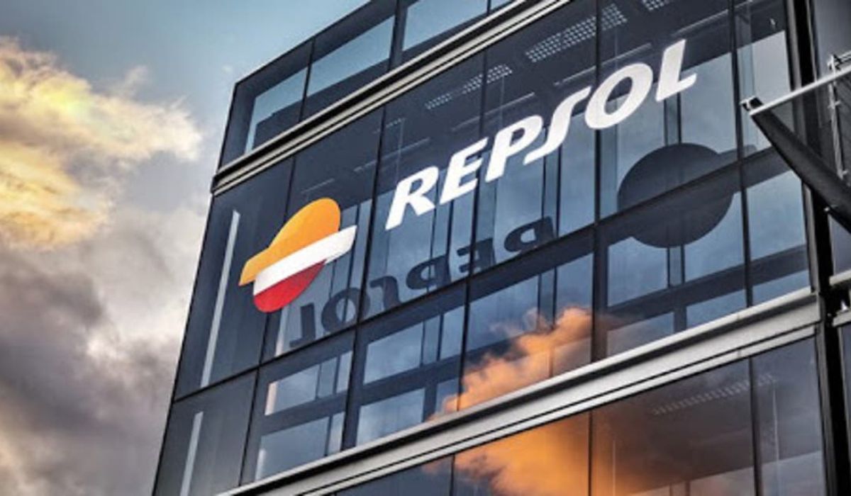 موقع إنفستينغ: الاستقرار في ليبيا مكّن من زيادة الإنتاج وإعادة تنشيط 12 بئراً في عام 2025