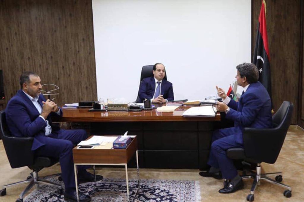 وزير التعليم يعد بتحويل منح طلبة الساحة الأردنية الشهر الجاري، والتأمين الصحي في الشهر القادم