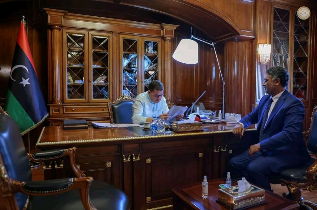 خاص..المركزي يكشف مباشرة إدارة العمليات إحالة أذونات صرف المرتبات إلى المصارف ..مع توضيح التفاصيل