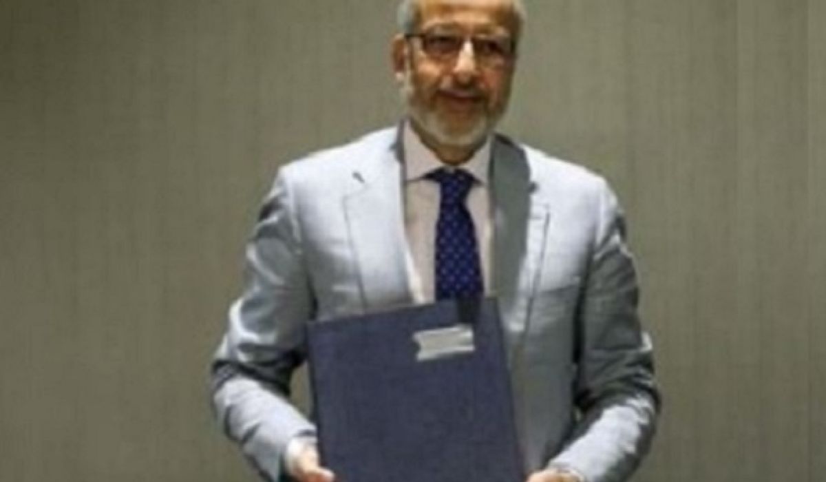 "الكبير" يؤكد ترحيبه بفكرة تأسيس مراكز تكنولوجية موجهة للشباب في ليبيا