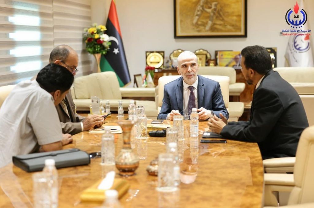 خاص.. "أسامة الساكت": مستشفى الخمس في صدد التعاقد مع عناصر طبية وطبية مساعدة من دولة تونس