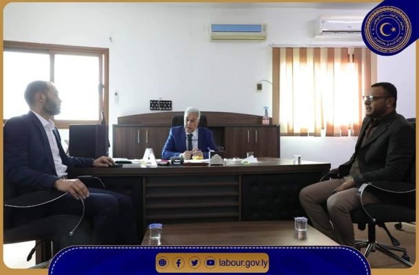 خاص.. عميد بلدية القطرون يصرح لصدى حيال مشاركته باجتماع وزير العمل والتأهيل بعمداء البلديات