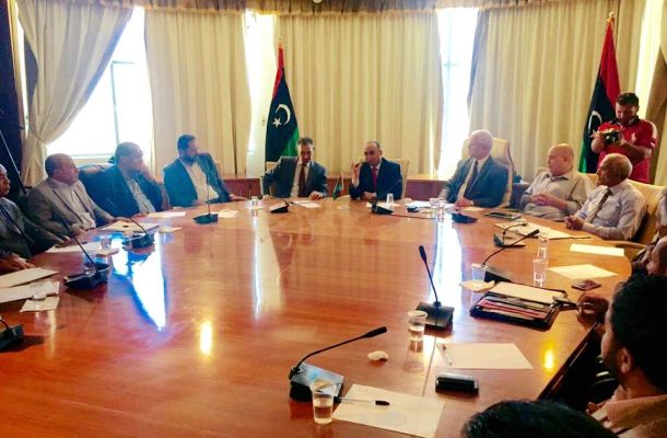 وصول مليون لتر من البنزين إلى مستودع سبها النفطي