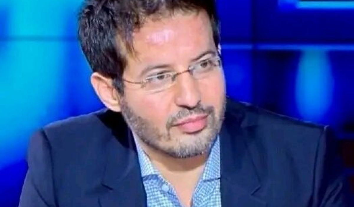 درباش يكتب مقالاً بعنوان "الصرف"