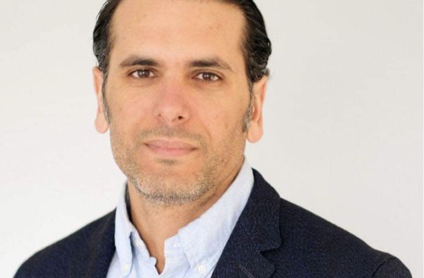 "دغيم": المركزي نفذ مئات الاعتمادات والتحويلات من ضمنها إلى سفارتي بهولندا.. والنفط مقابل الغذاء أمنيات