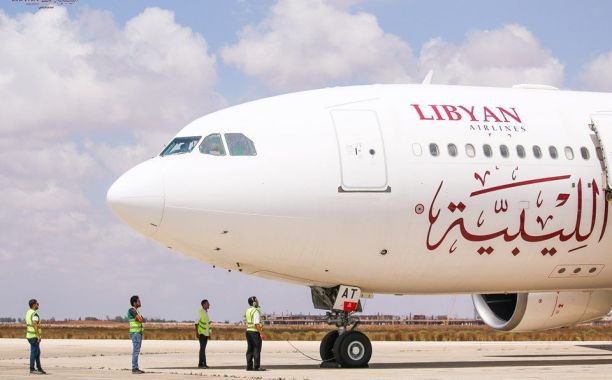 معيتيق يجتمع مع عدد من المسؤولين بالمصرف الزراعي
