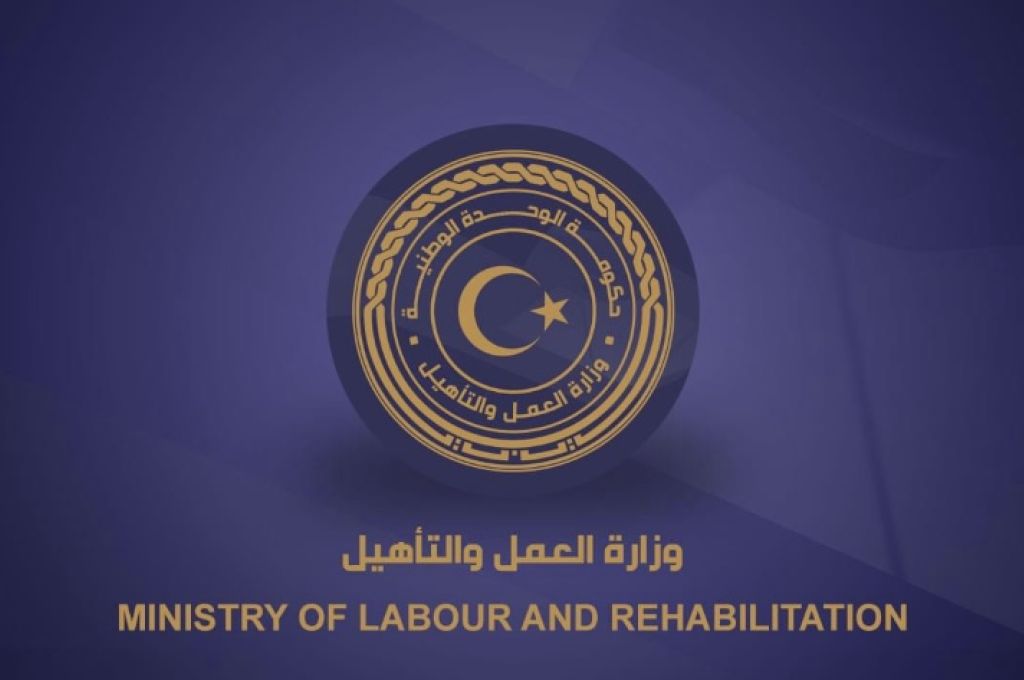 فريق العمل الاقتصادي يجتمع مع شركة عابرة الصحراء لمناقشة سبل وضع التحول الرقمي وخدمات الانترنت