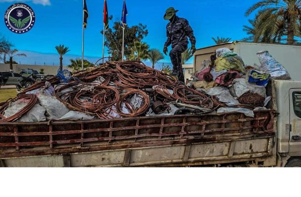 "الدبيبة" يطلع على مطالب المعتصمين من فئة الصم والبكم وضعاف السمع