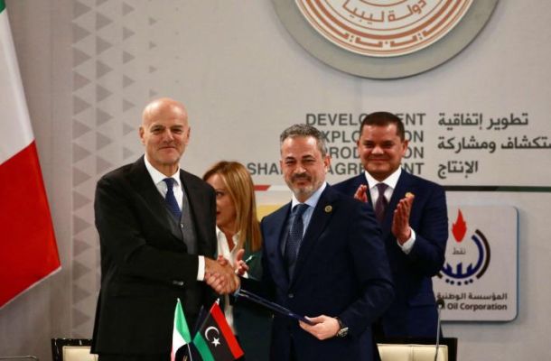 الوطنية للنفط تنفي ما ورد بشأنها حيال تحقيق النائب العام في مدفوعتها