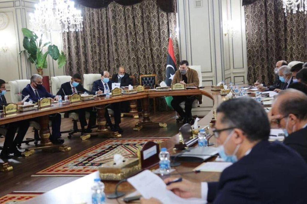 خاص: بعد تفعيل العلاوة وزيادة المرتبات … "عضو لجنة سعر الصرف العكاري" يكشف تنبؤاته لسنة 2021