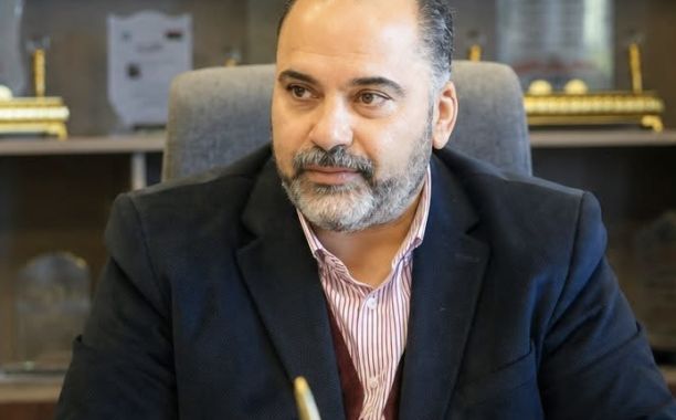 حسني بي: لا علاقة لنا بشحنة عصير "برافو" الموردة والمكتوب عليها باللغة العبرية