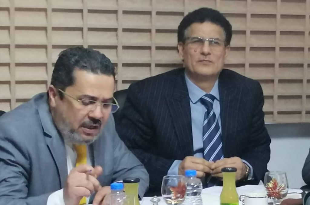 بالصور .. مصرف الجمهورية فرع أحمد الشريف بمصراتة يبدأ تطبيق التدابير الوقائية من فيروس كورونا