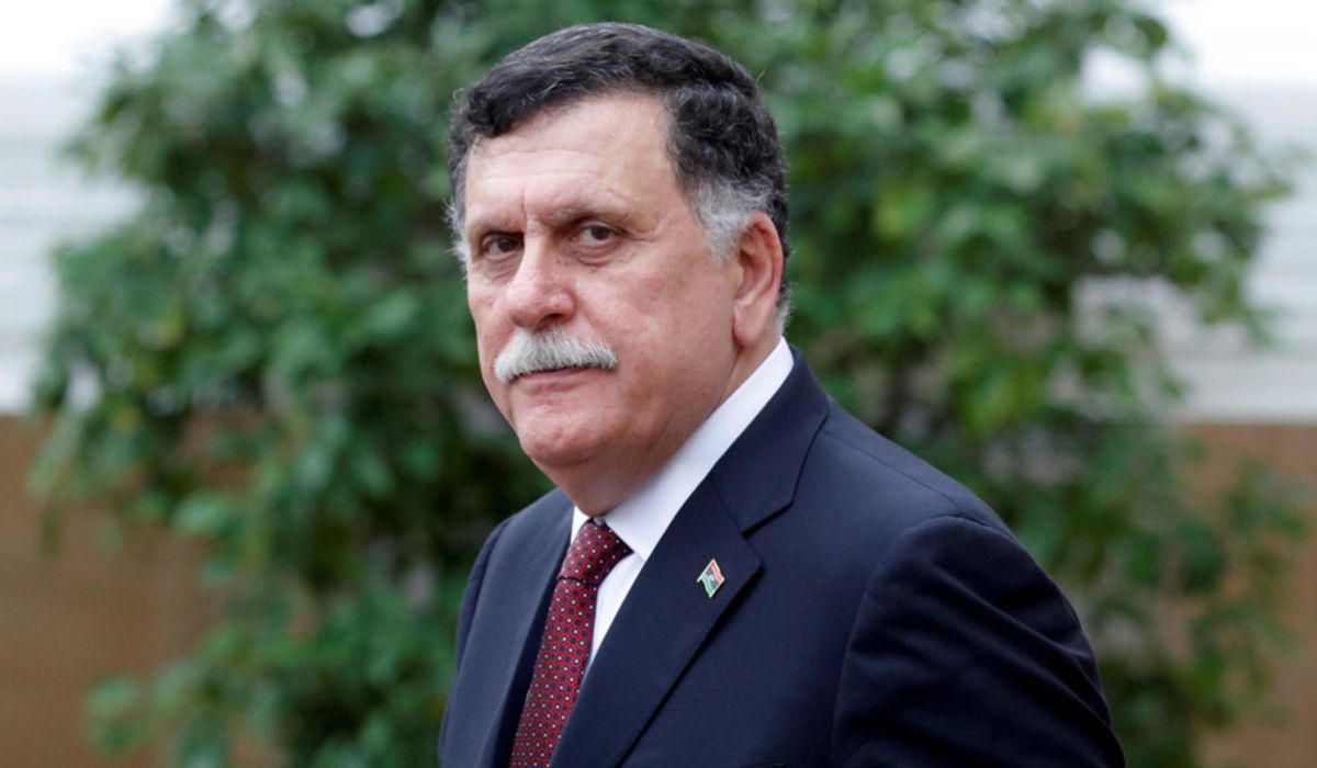 بعد إيقافه من وزير المالية .. "الرئاسي" يصدر قراراً جديداً بتمديد استيراد السلع بدون حوالات مباشرة