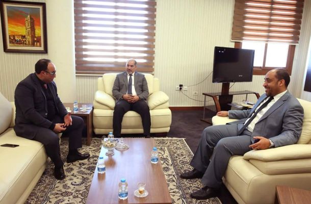 الثني يصدر تعليماته بالتعاون لتوفير احتياجات المنطقة الجنوبية و الغربية