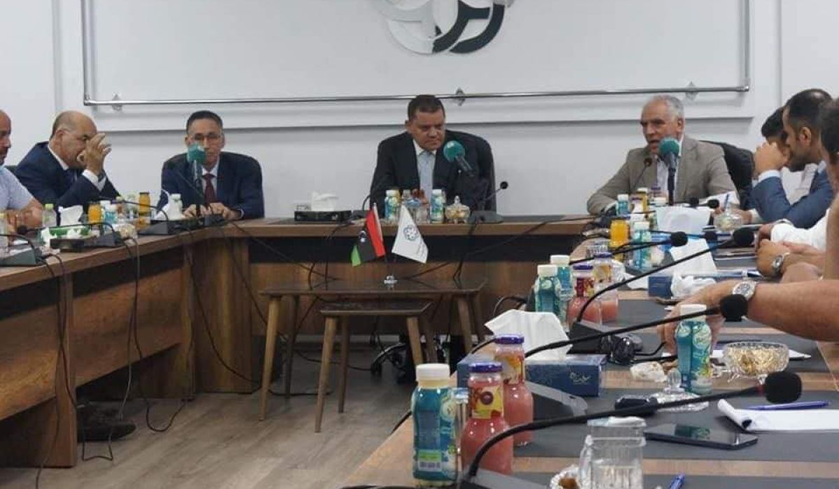 "الدبيبة" يُناقش مع رئيس الإتحاد العام لغرف التجارة والصناعة والزراعة مسارات دعم القطاع الخاص في ليبيا